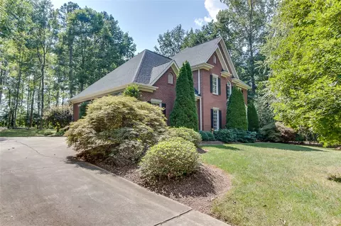 511 Shadow Oaks Dr, Easley, SC 29642 photo 3