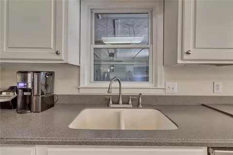 308 Warrington Dr, Easley, SC 29642 photo 12