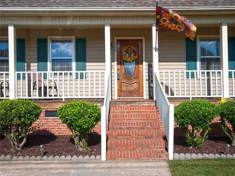1705 Crestview Rd, Easley, SC 29642 photo 3