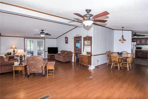 108 Danway Ct, Easley, SC 29640 photo 4