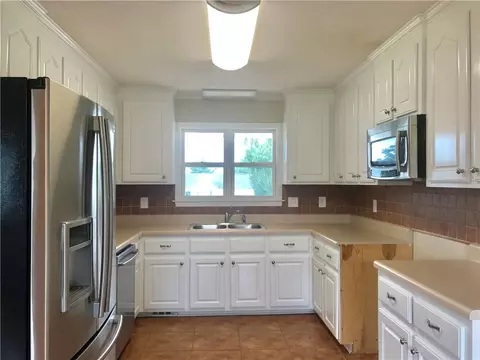 309 Sweetgum Cir, Williamston, SC 29697 photo 5