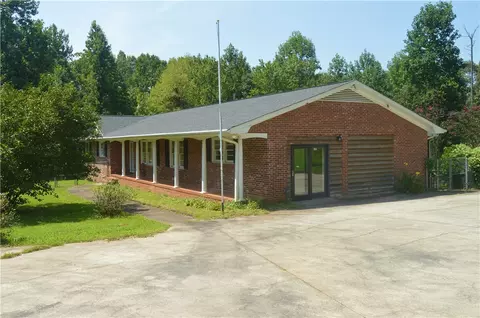 127 Nix Ln, Sunset, SC 29685 photo 4