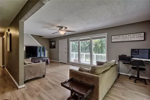 512 Kay Dr, Easley, SC 29640 photo 15