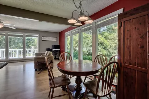 512 Kay Dr, Easley, SC 29640 photo 11