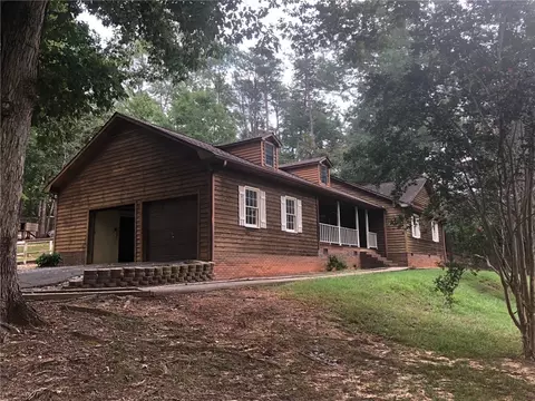 1609 Playground Rd, Walhalla, SC 29691 photo 1
