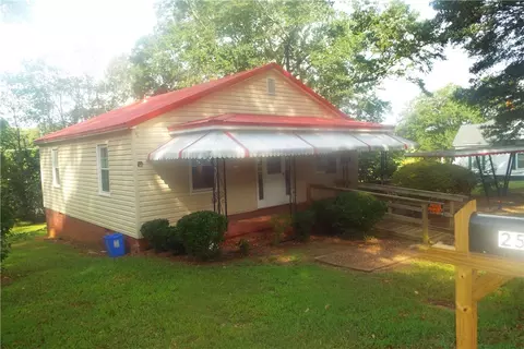 250 Church St, Pendleton, SC 29670 photo 1