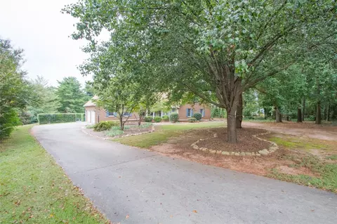110 Rustic Ln, Anderson, SC 29621 photo 2