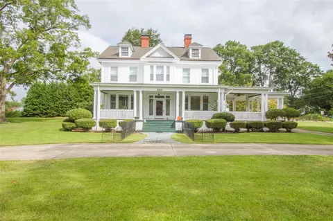 200 W Greer St, Honea Path, SC 29654 photo 3