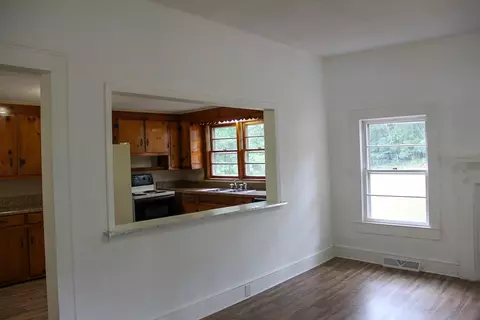 115 North St, Central, SC 29630 photo 8