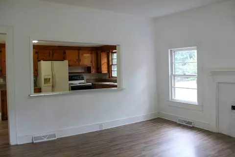 115 North St, Central, SC 29630 photo 3