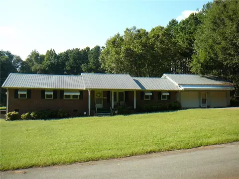 1407 Forest Ln, Anderson, SC 29621 photo 1