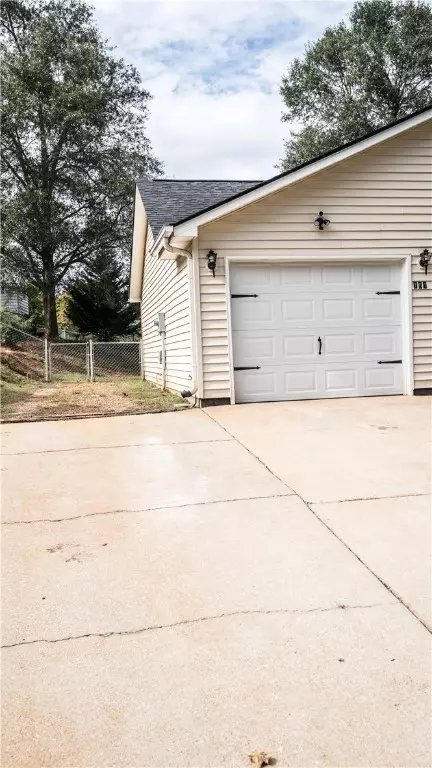 164 Quail Haven Dr, Easley, SC 29642 photo 3