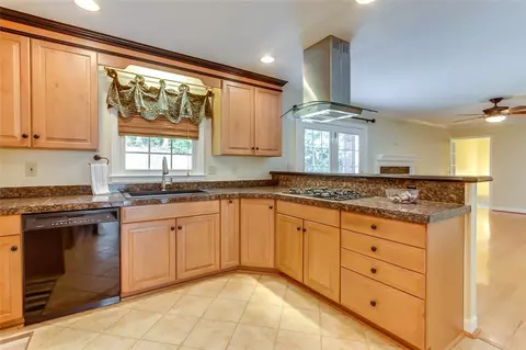 105 Pearle Dr, Easley, SC 29642 photo 13