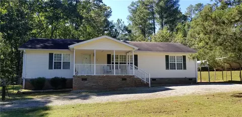 368 White Oak Rd, Central, SC 29630 photo 3