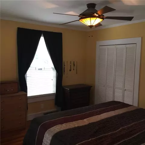 13 Blake St, Pelzer, SC 29669 photo 2