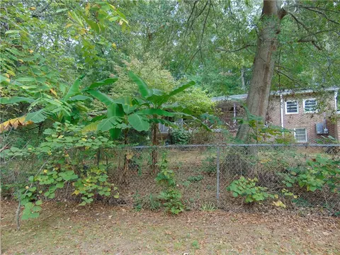 115 Crest Dr, Easley, SC 29640 photo 5