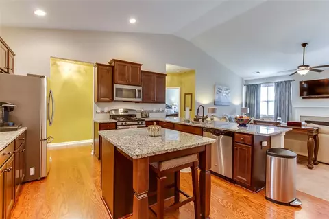 306 Reading Ct, Easley, SC 29642 photo 14