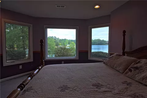425 E Lakeside Dr, Seneca, SC 29672 photo 24