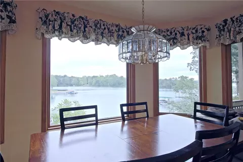 425 E Lakeside Dr, Seneca, SC 29672 photo 12