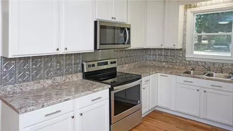 611 Beaverdam Rd, Williamston, SC 29697 photo 6