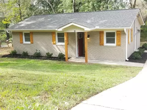 90 Preston St, Easley, SC 29640 photo 1