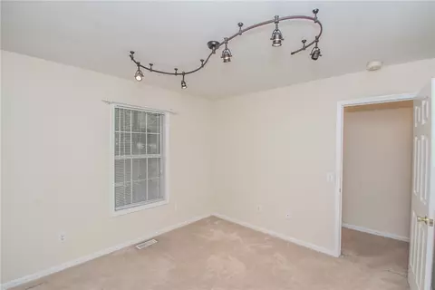 102 Logan Ln, Easley, SC 29640 photo 40