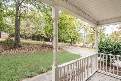 102 Logan Ln, Easley, SC 29640 photo 4