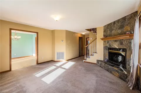 512 Meadow Ridge Rd, Easley, SC 29642 photo 5