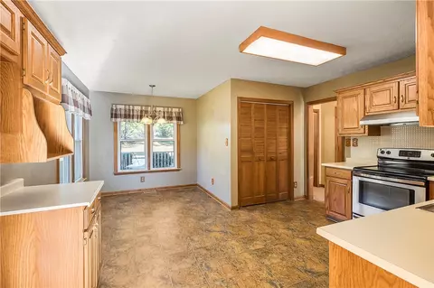 512 Meadow Ridge Rd, Easley, SC 29642 photo 9
