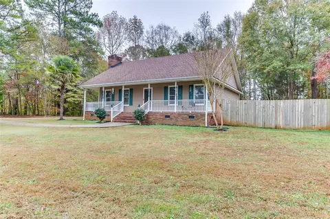 13 Byron St, Williamston, SC 29697 photo 4