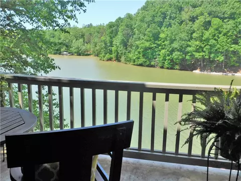 604 Loran Pointe Cir, Seneca, SC 29672 photo 1