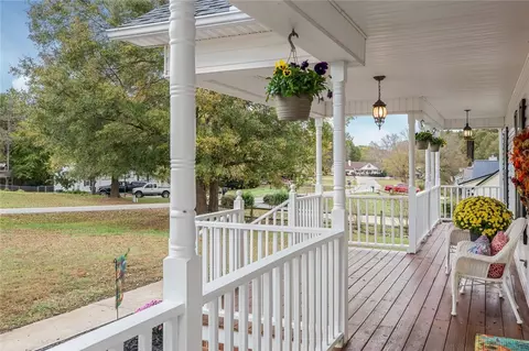 114 Crompton Dr, Pelzer, SC 29669 photo 3
