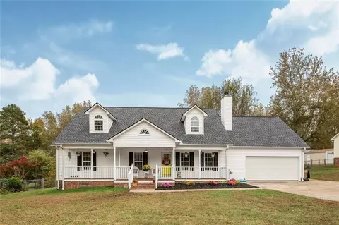 114 Crompton Dr, Pelzer, SC 29669 photo 1