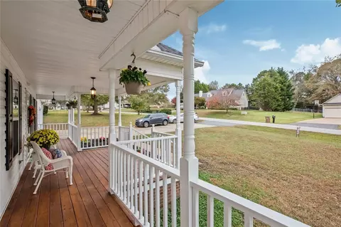 114 Crompton Dr, Pelzer, SC 29669 photo 2