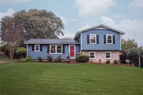 116 Sherry Ln, Easley, SC 29640 photo 1