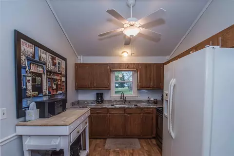 116 Sherry Ln, Easley, SC 29640 photo 9