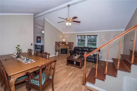 116 Sherry Ln, Easley, SC 29640 photo 5