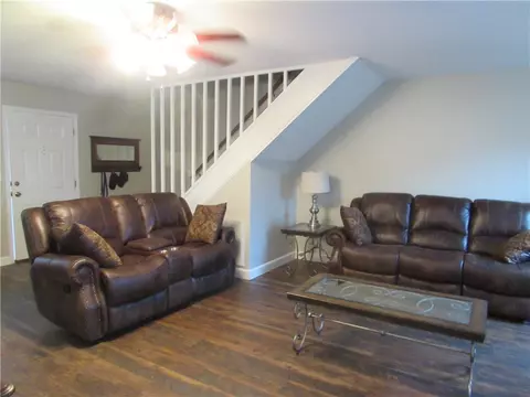 120 Creek Dr, Easley, SC 29642 photo 8