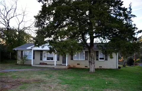 113 Walnut St, Central, SC 29630 photo 14