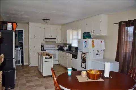 113 Walnut St, Central, SC 29630 photo 12
