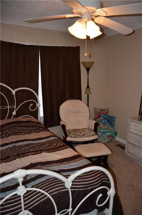 113 Walnut St, Central, SC 29630 photo 11