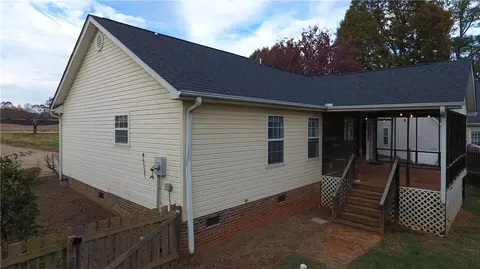 198 Sheriff Mill Rd, Easley, SC 29642 photo 5