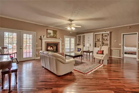 116 Shannon Dr, Pendleton, SC 29670 photo 3