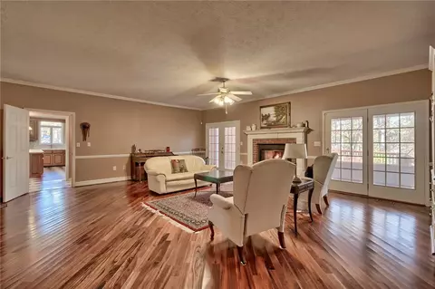 116 Shannon Dr, Pendleton, SC 29670 photo 6