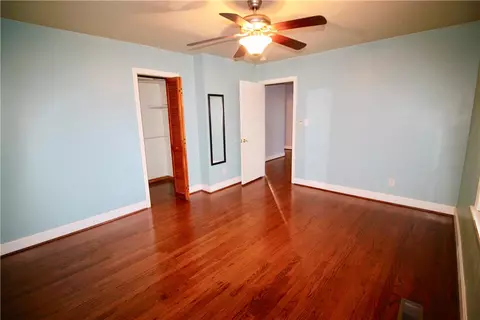 521 E Main St, Pendleton, SC 29670 photo 15