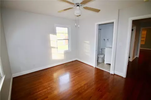 521 E Main St, Pendleton, SC 29670 photo 19