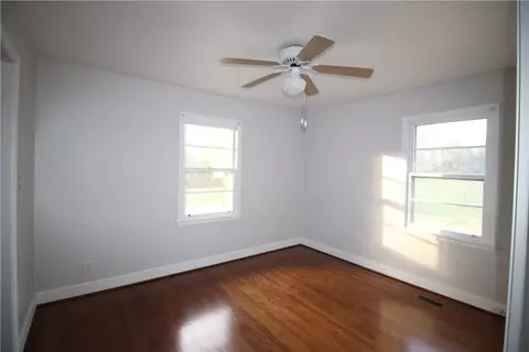 521 E Main St, Pendleton, SC 29670 photo 17