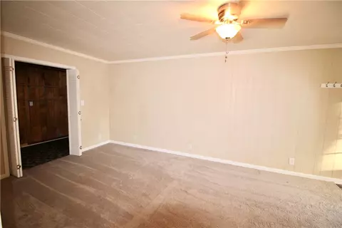 521 E Main St, Pendleton, SC 29670 photo 11