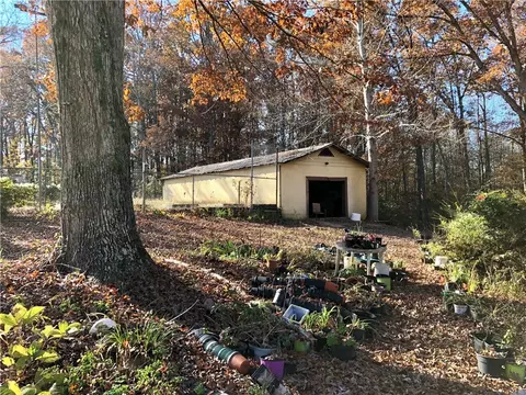130 Mccoy Dr, Starr, SC 29684 photo 6