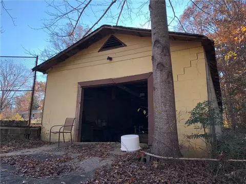 130 Mccoy Dr, Starr, SC 29684 photo 7